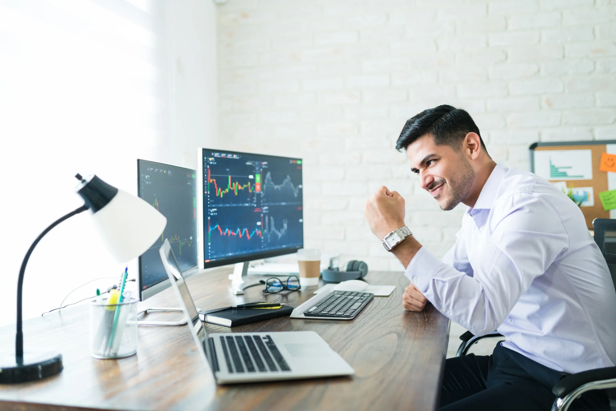 fintechzoom.com top stock gainers today